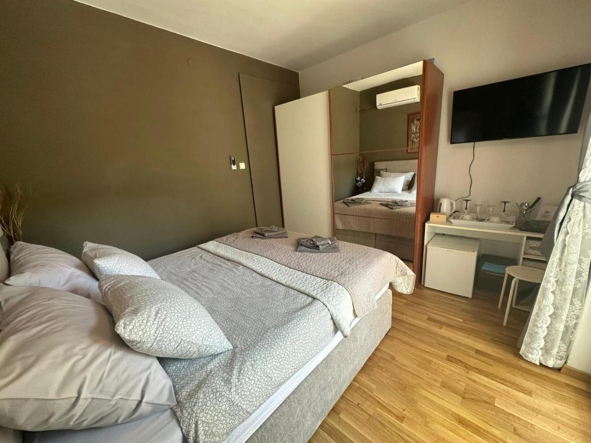 Bonbon Room And Apartment ザダル エクステリア 写真